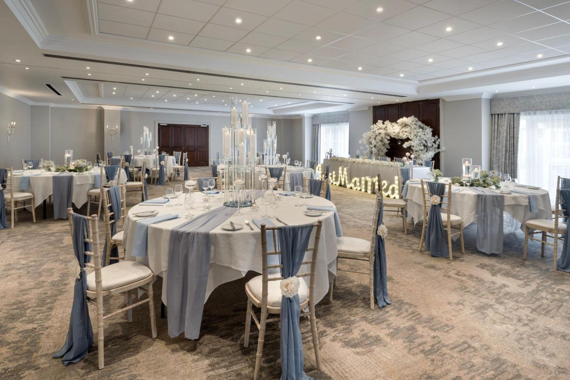 Delta Hotels By Marriott Worsley Park Country Club מראה חיצוני תמונה