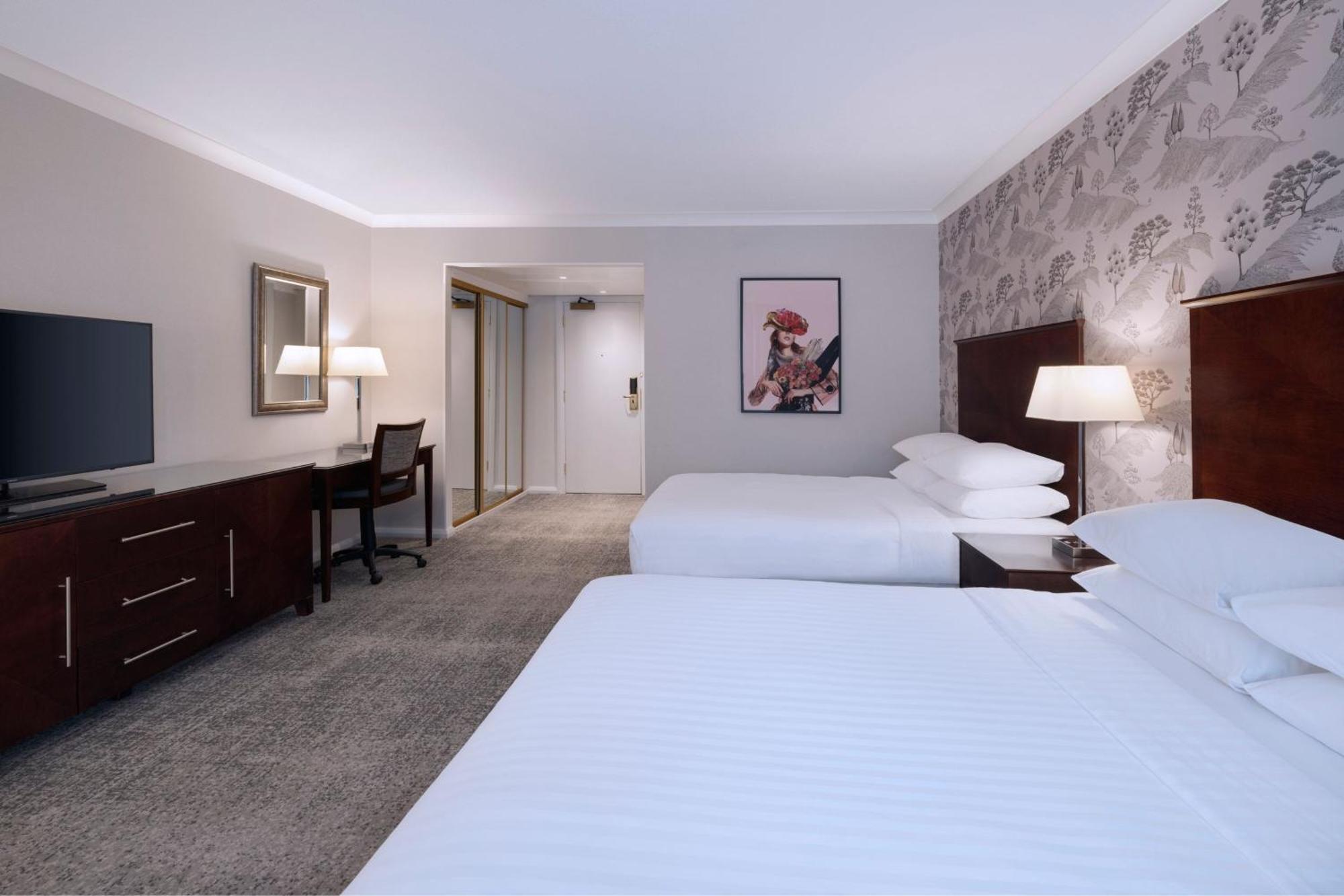 Delta Hotels By Marriott Worsley Park Country Club מראה חיצוני תמונה